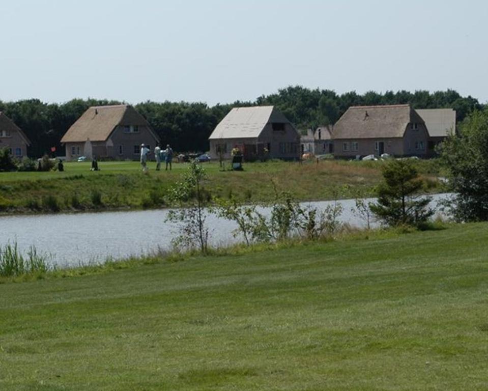 Villa Martensplek Met Sauna Tiendeveen Exterior foto